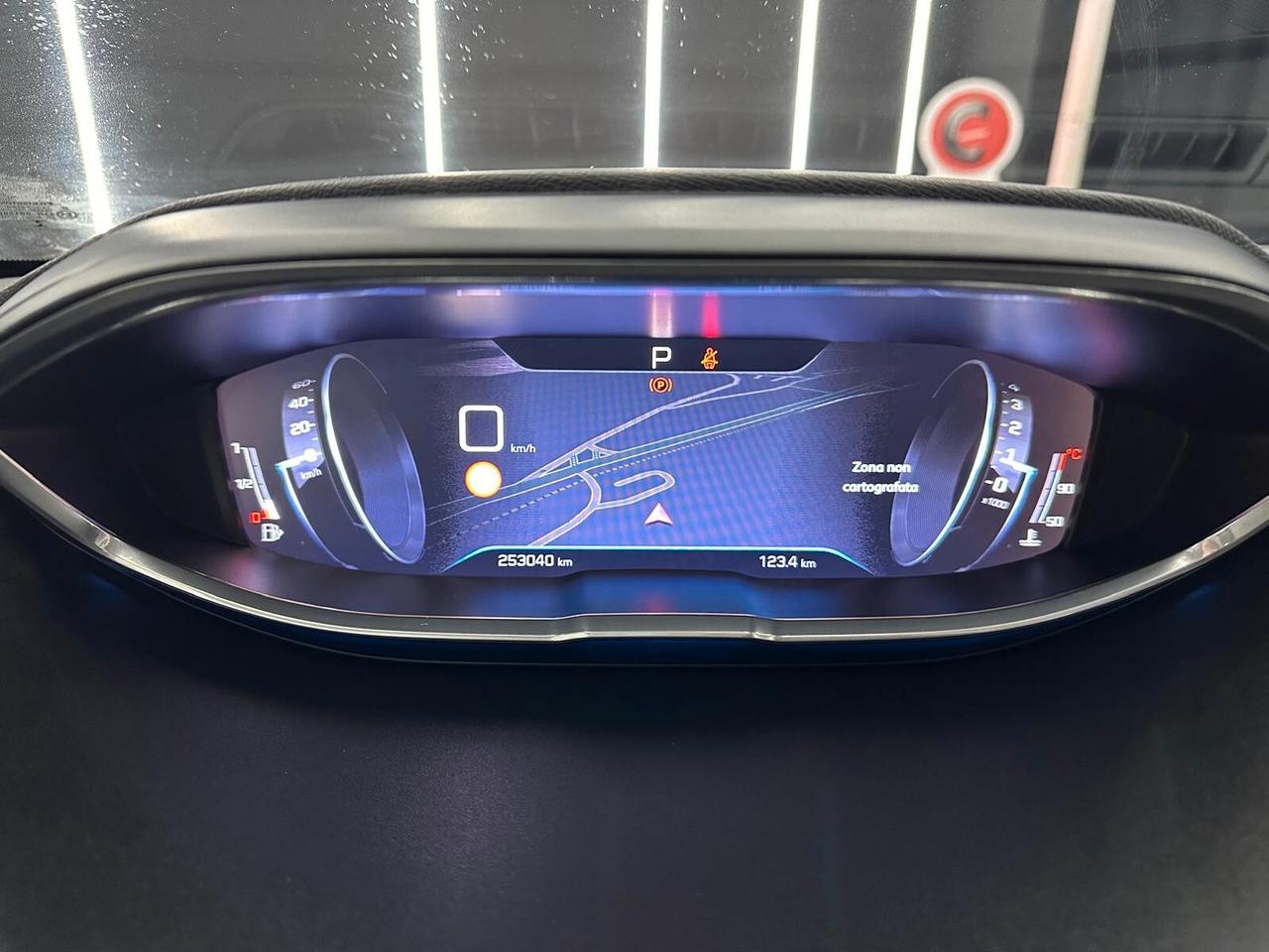 Peugeot 3008 BlueHDi 120 S&S Business