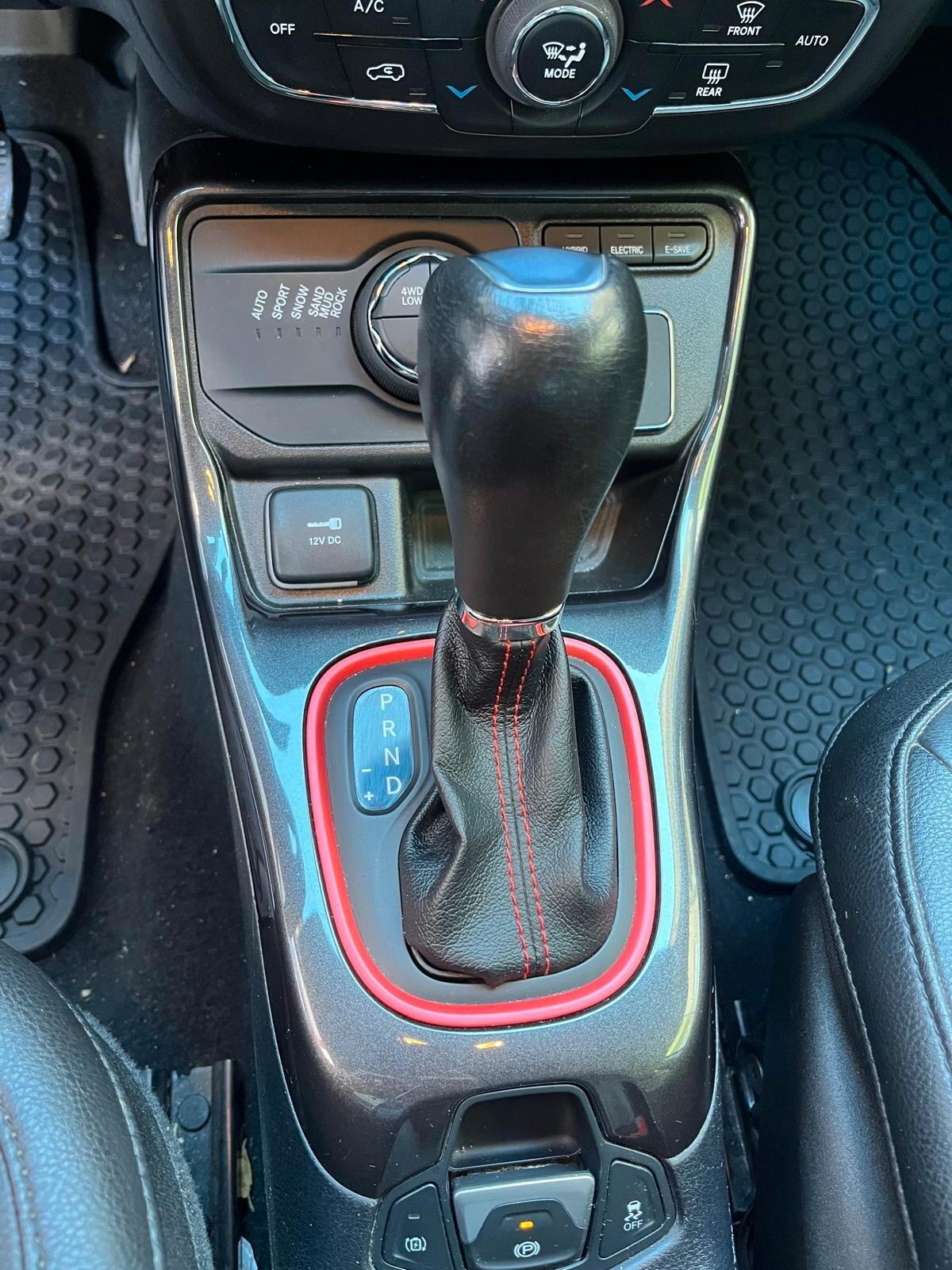 Jeep Compass 1.3 Turbo T4 240 CV PHEV AT6 4xe Trailhawk