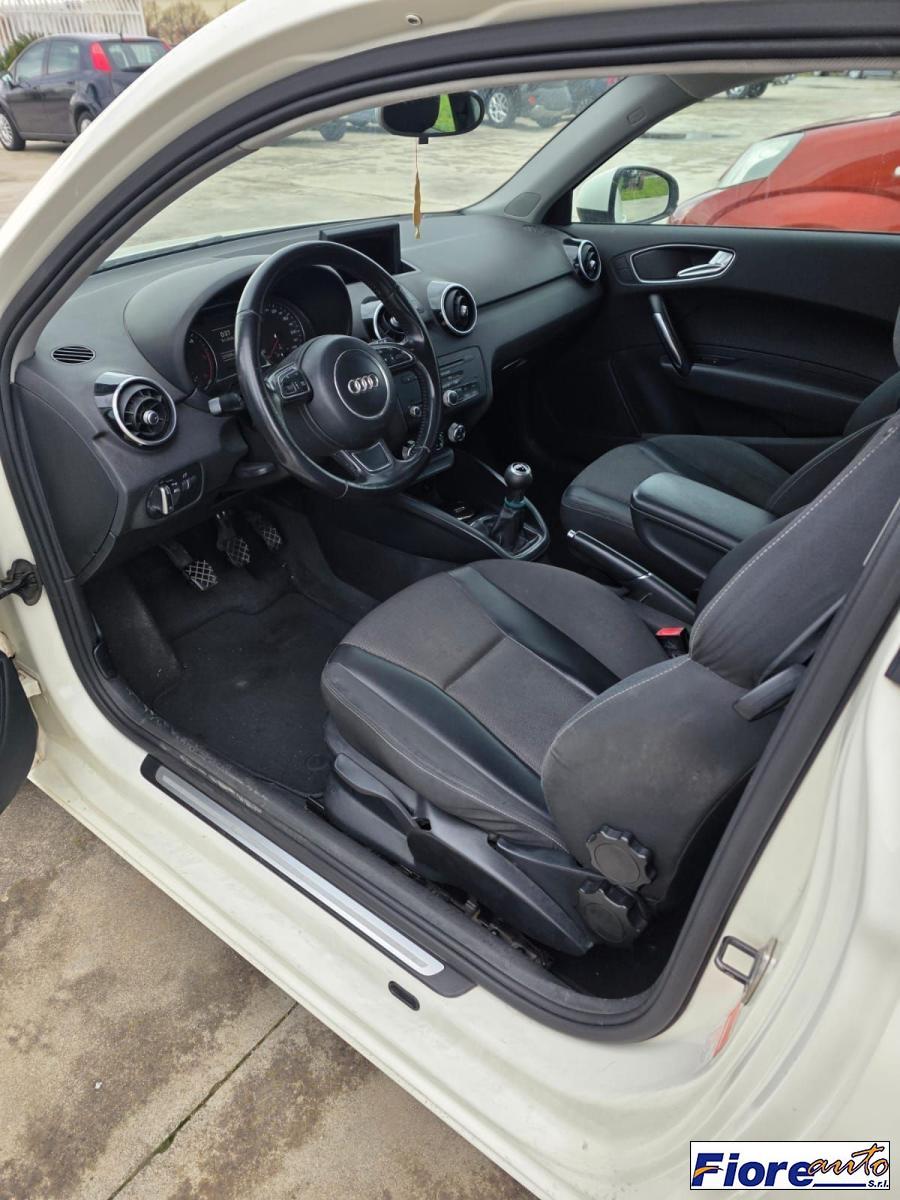 AUDI - A1 - 1.6 TDI F.AP. Attraction