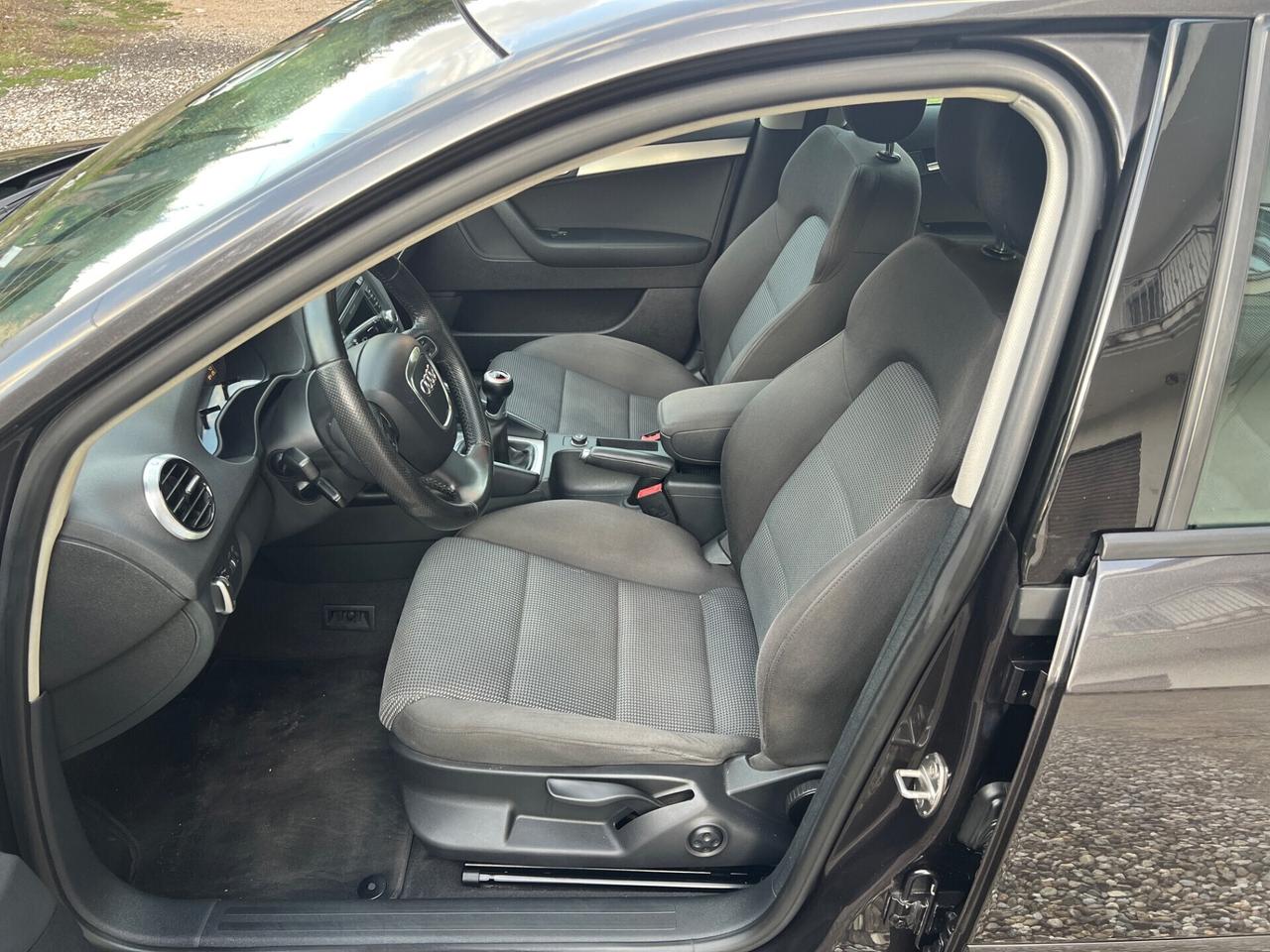 Audi A3 1.6 TDI 105 CV GARANZIA 12 MESI