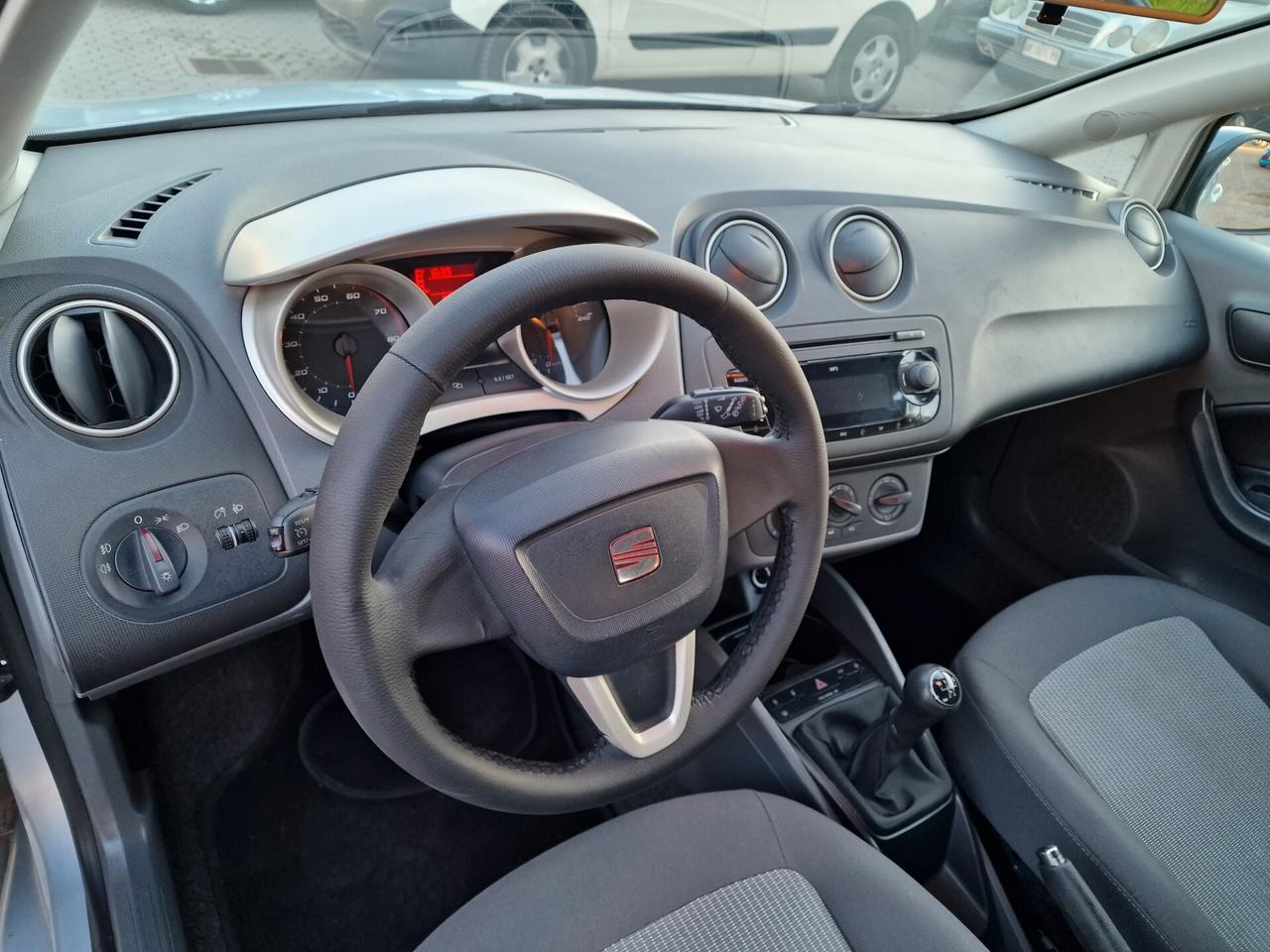 Seat Ibiza 1.4 benzina euro5 2011