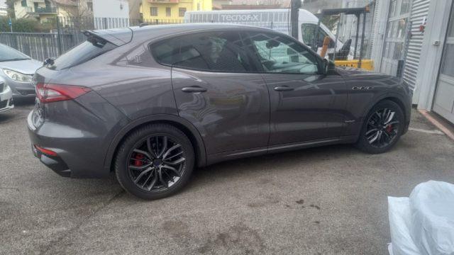 MASERATI Levante V6 Diesel 275 CV AWD Granlusso