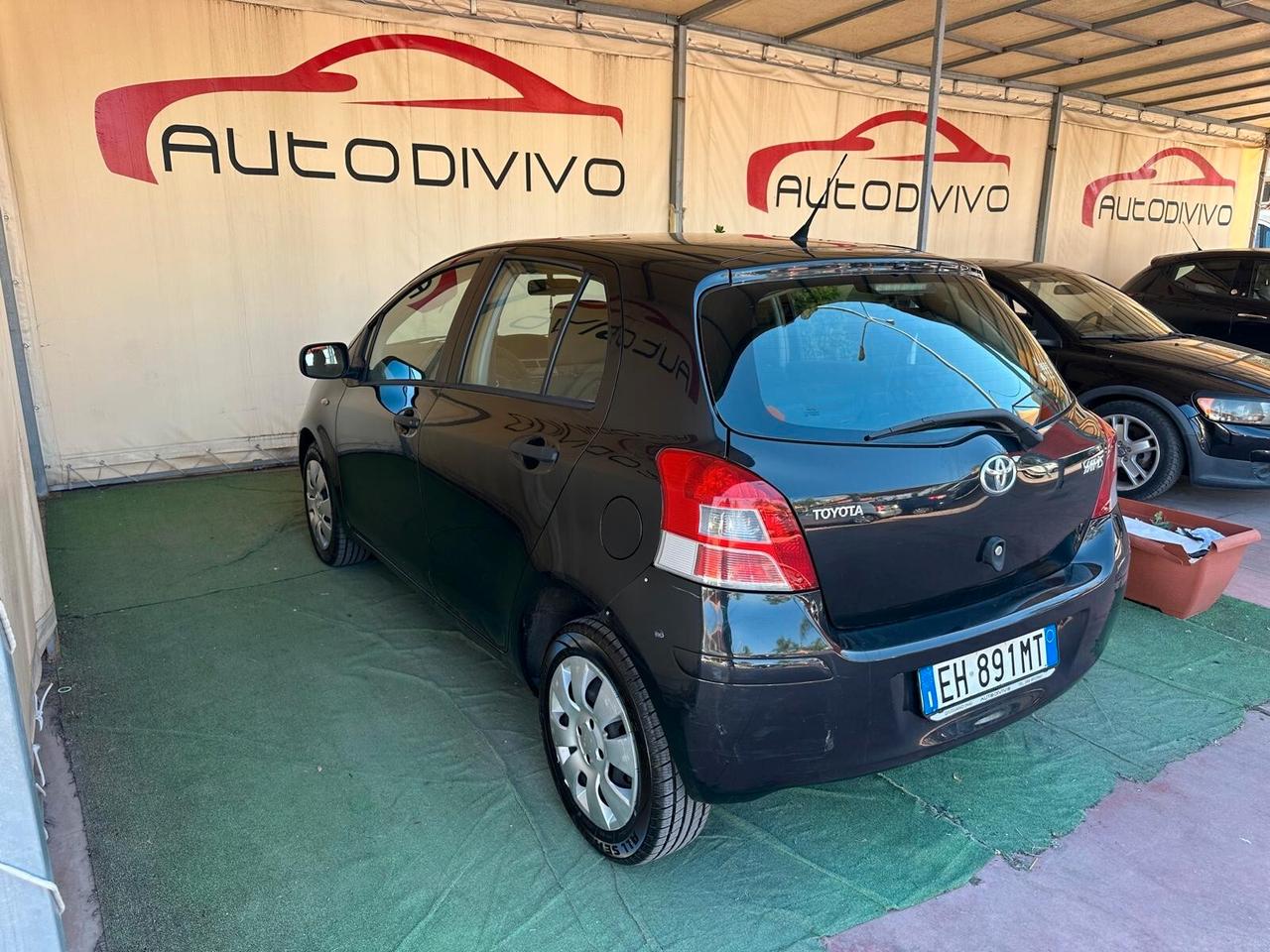 Toyota Yaris 1.4 D-4D DPF 5 porte Now