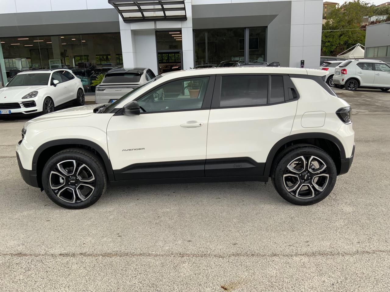 Jeep Avenger 1.2 Turbo 100 CV Summit