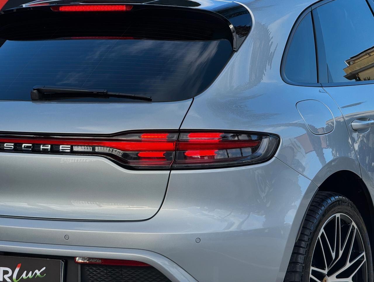 Porsche Macan 2.0 Turbo Benzina 265CV TETTO PASM