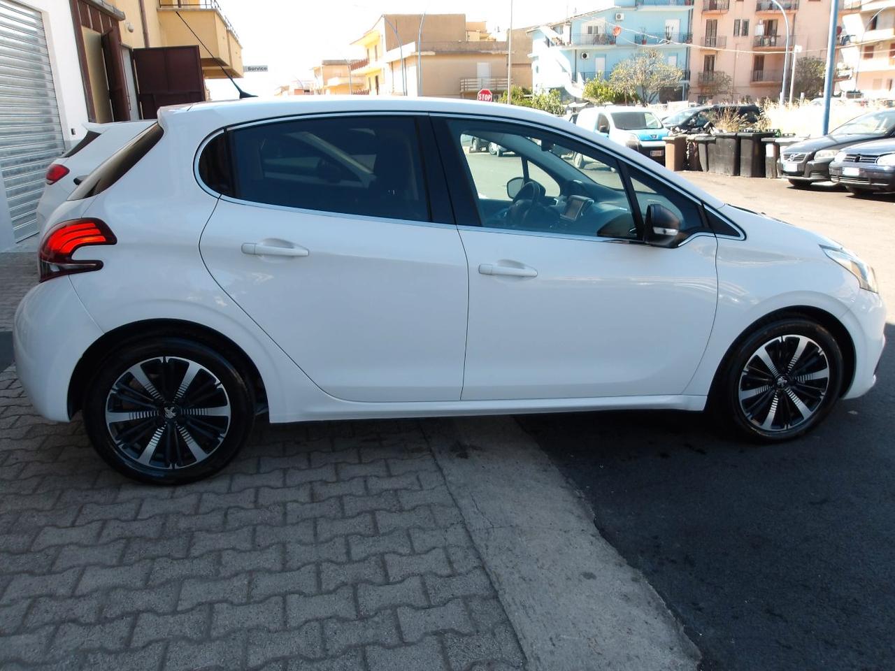 Peugeot 208 5 Porte 208 5p 1.6 bluehdi Allure 75cv