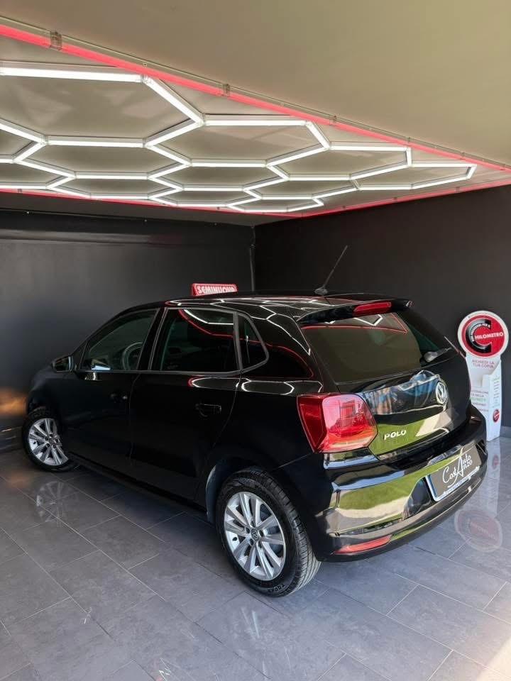 Volkswagen Polo 1.0 Benzina Trendline 2016 82000 km