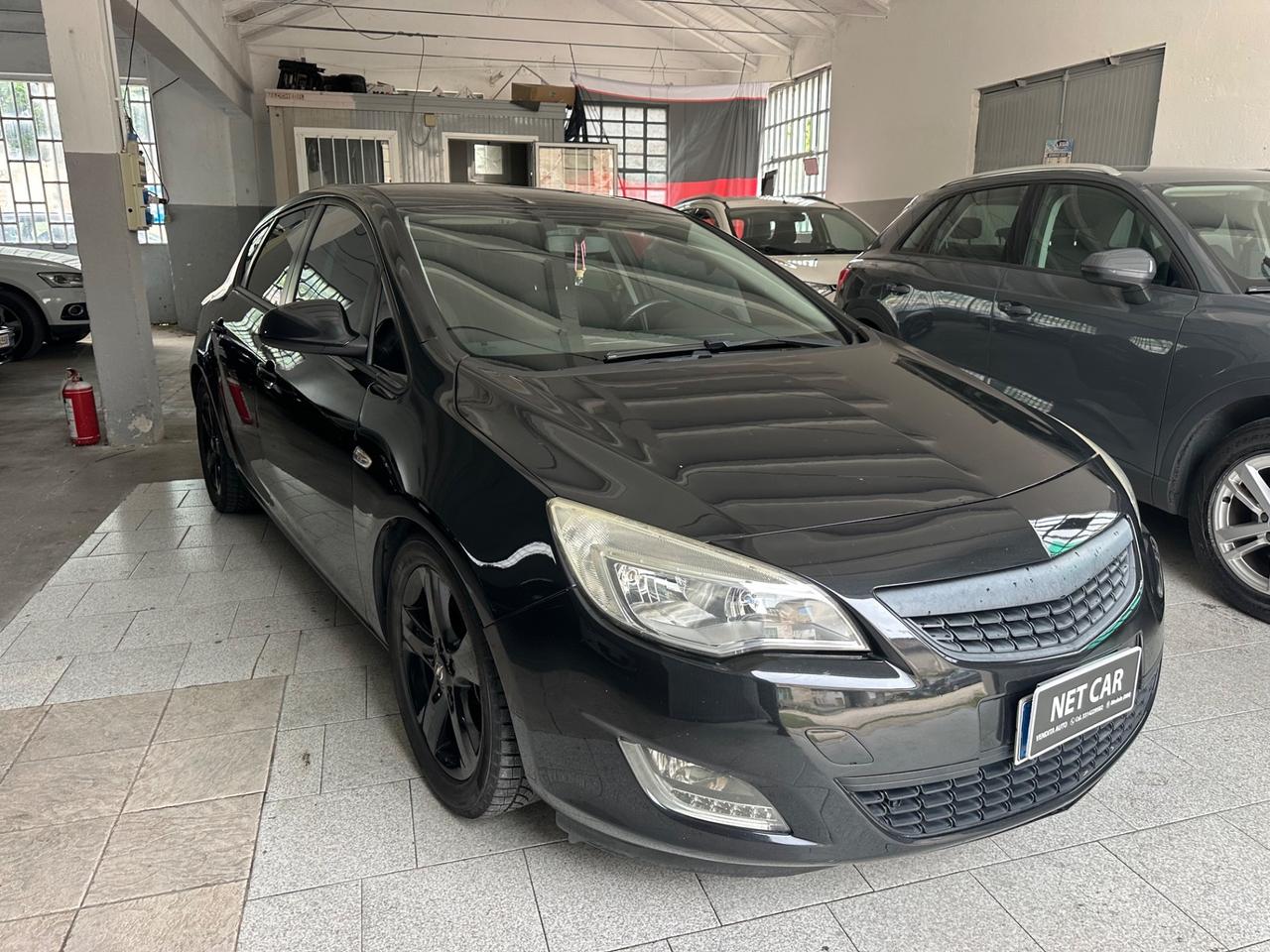 Opel Astra 1.7 CDTI 110CV EcoFLEX S&S 5 porte Cosmo