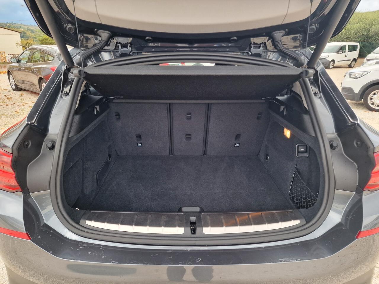 Bmw X2 sDrive18d Advantage auto
