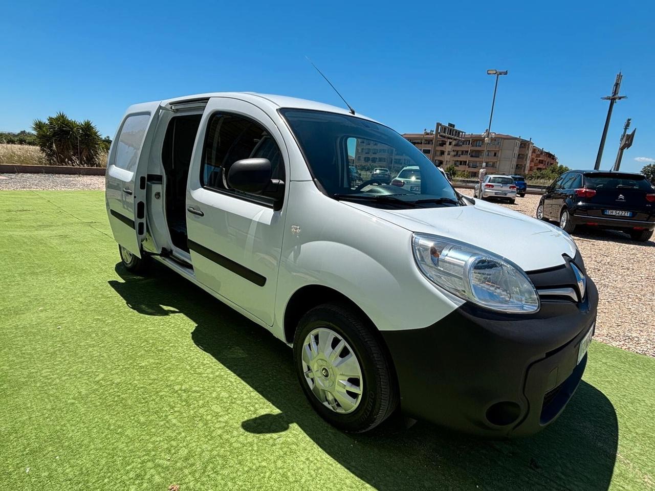 Renault kangoo DIESEL 1.5 DCI 2 POSTI