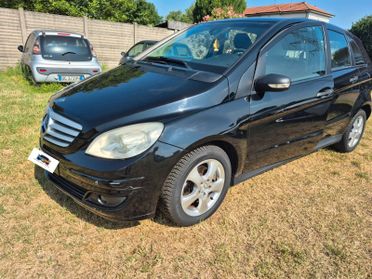 Mercedes-benz B 180 CDI ADATTA NEOPATENTATI
