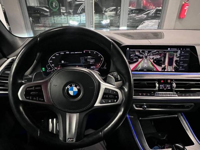 BMW X5 M50d auto