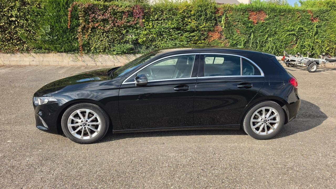 Mercedes-benz A 180 d Automatic Premium
