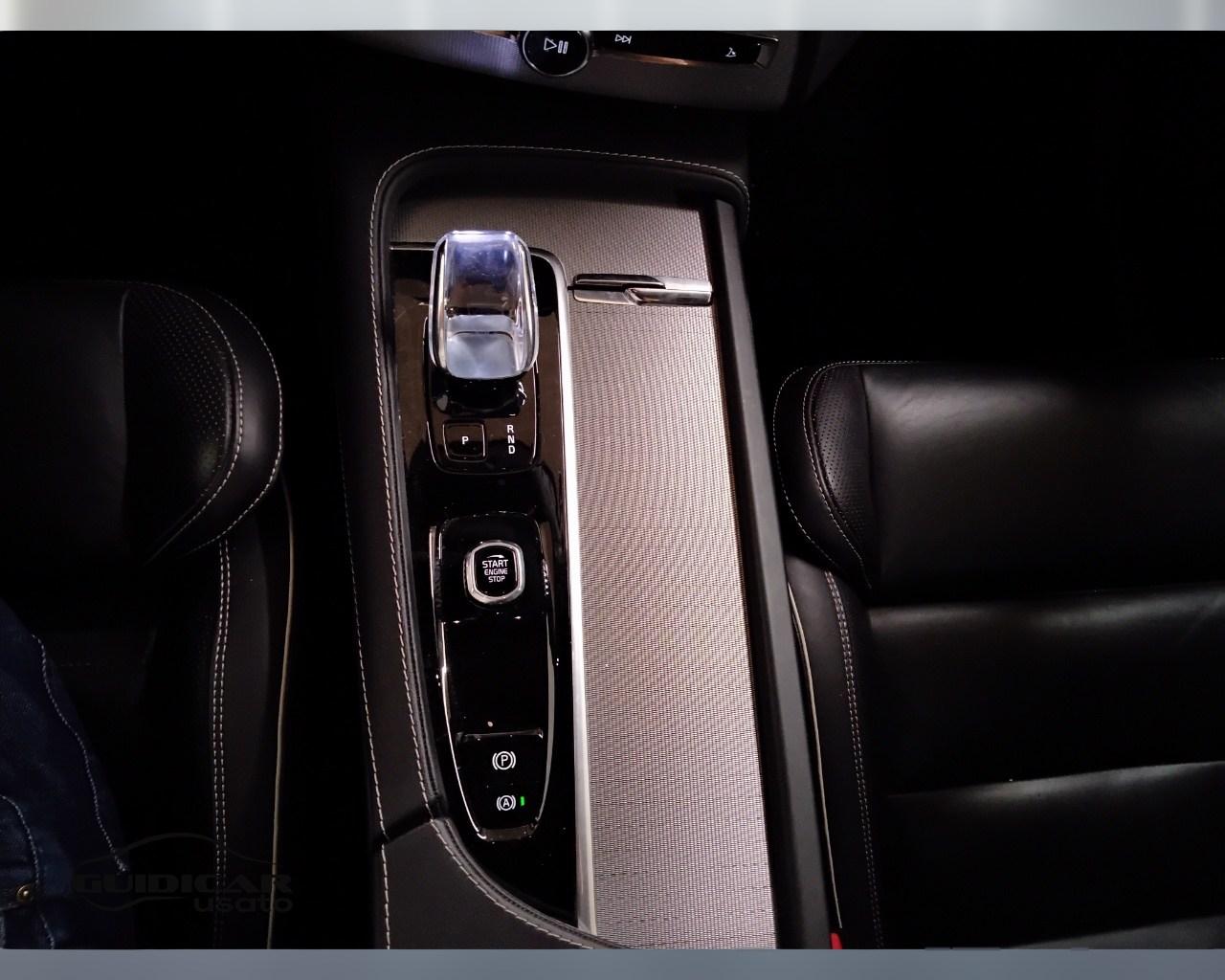 VOLVO XC90 II 2015 - XC90 2.0 b5 Ultimate Bright awd 7p.ti auto