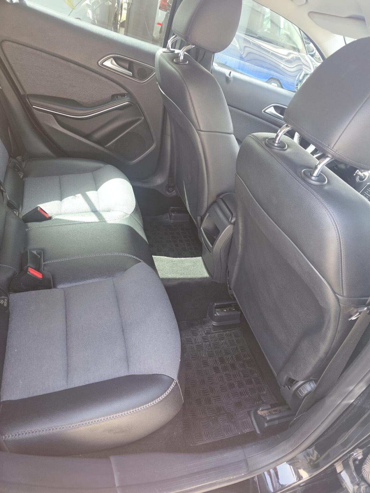Mercedes-benz GLA 180 d Executive