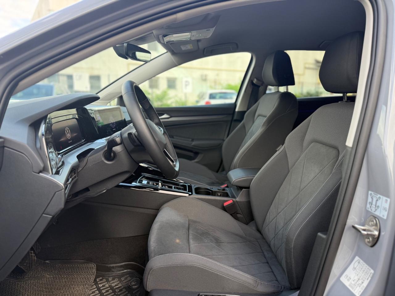 Volkswagen Golf 2.0 TDI 150 CV DSG SCR Style