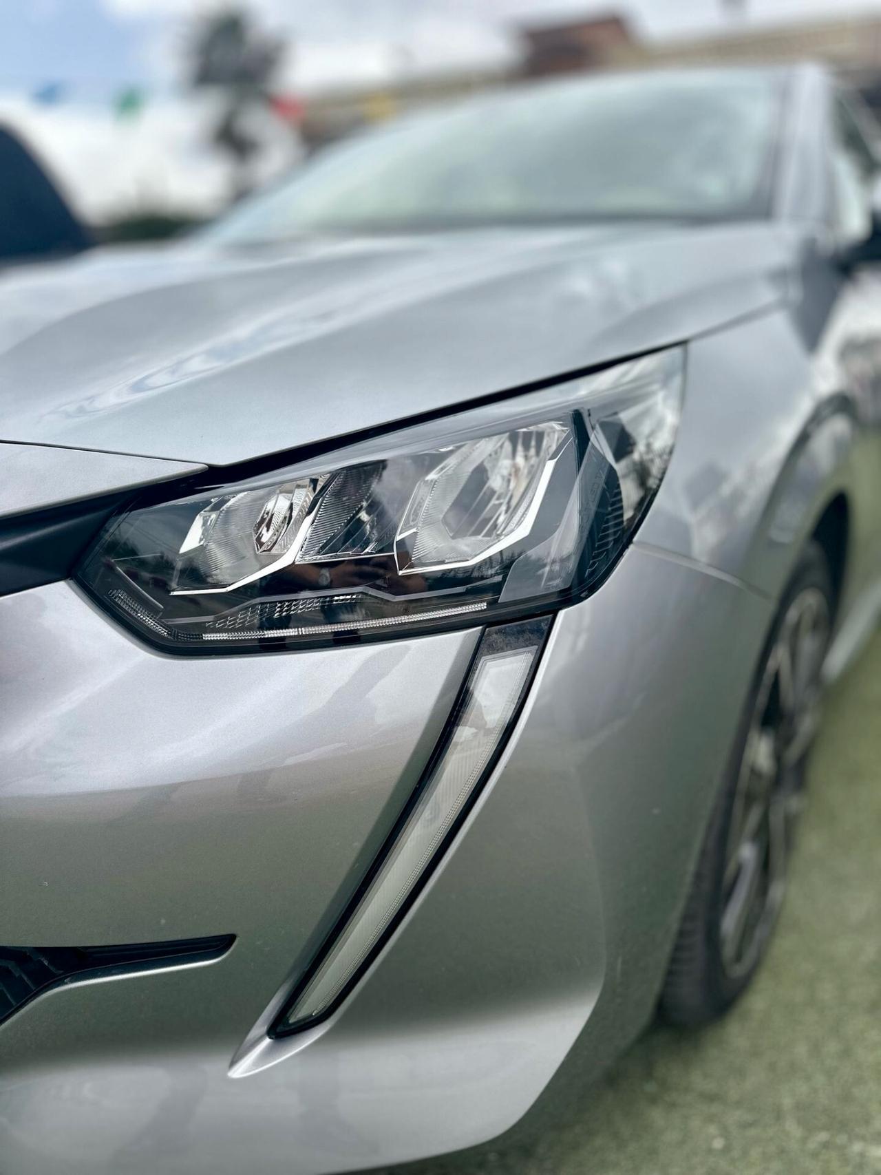 Peugeot 208 PureTech 100 Stop&Start 5 porte Allure automatica