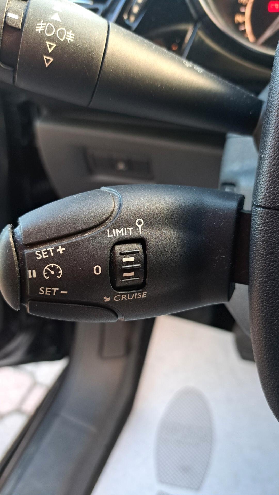 Ds DS3 3 1.4 VTi 95 Chic OK NEO PATENTATI