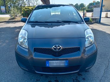 Toyota Yaris 1.0 3 porte