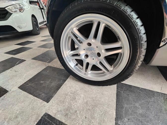 Smart ForTwo 700 coupé Brabus (55 kW)