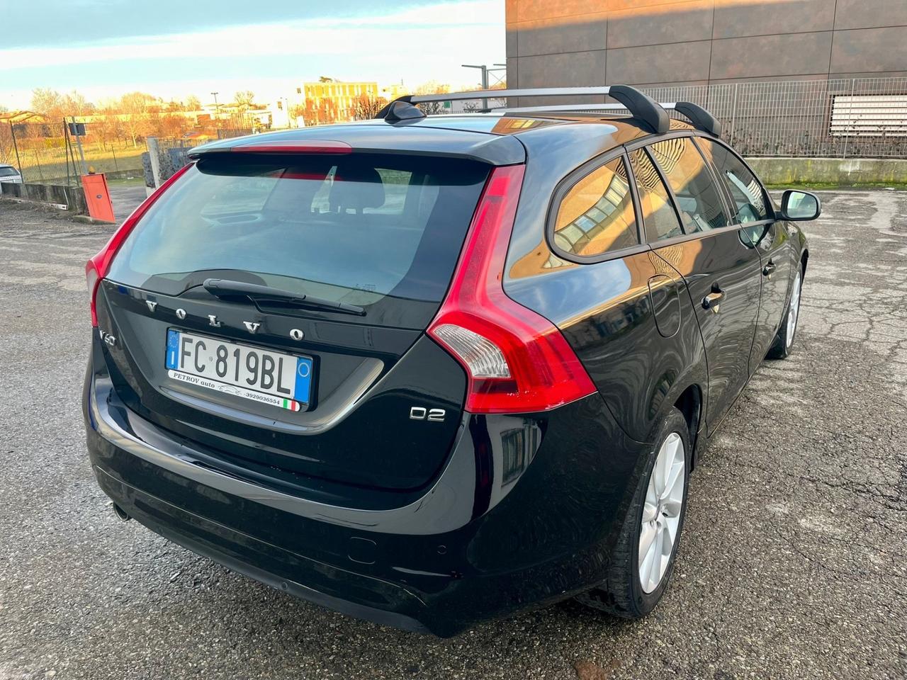 Volvo V60 2.0d 120cv 2016 127.000km euro6 perfetta