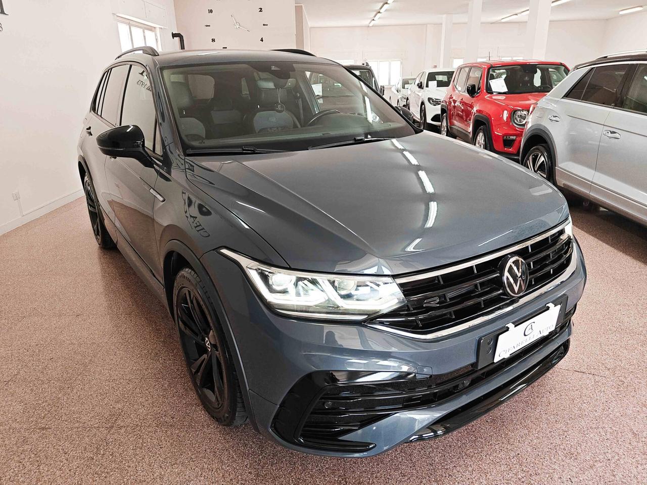 Volkswagen Tiguan 2.0 TDI 150 CV SCR DSG R-Line