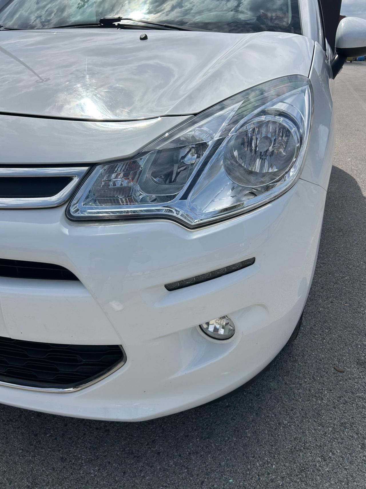 Citroen C3 BlueHDi 75 Live Edition dic/2016 full da vetrina