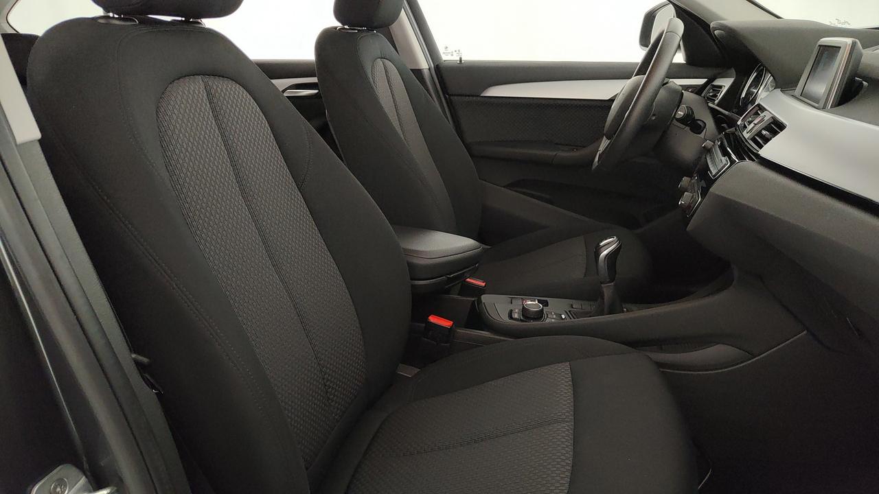 BMW X1 F48 - X1 sdrive18i 140cv