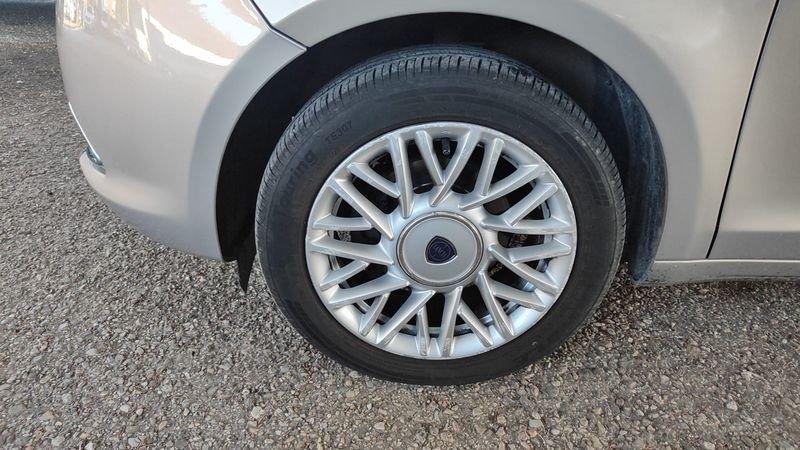 Lancia Ypsilon 1.2 69 cv Gold