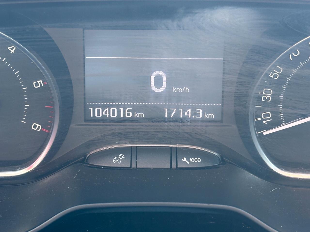 Peugeot 208 BlueHDi 75 5 porte Allure