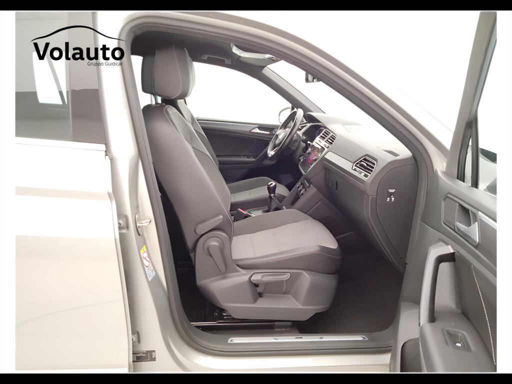 VOLKSWAGEN Tiguan II 2016 - Tiguan 1.5 tsi Sport 130cv