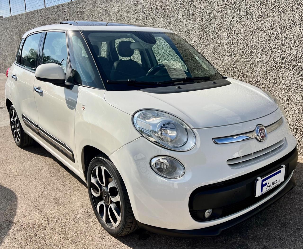 Fiat 500L 1.6 Multijet 105 CV Panoramic Edition,TETTO APRIBILE,cerchi diamantati,Climatronic bizona,ecc.