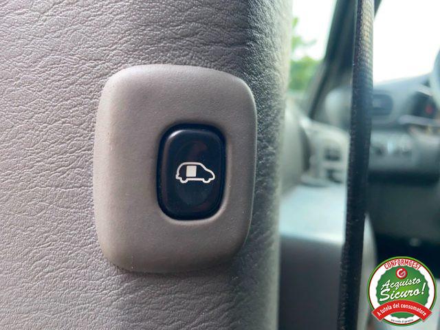 CHRYSLER Voyager 2.5 CRD cat LX Leather 7 POSTI