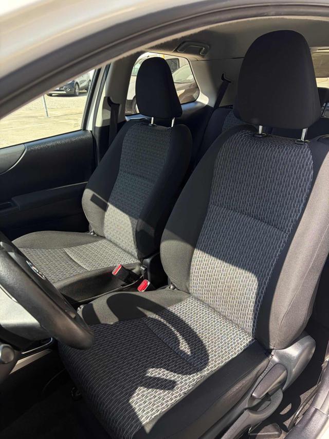 TOYOTA Yaris 1.0 3 porte Cool