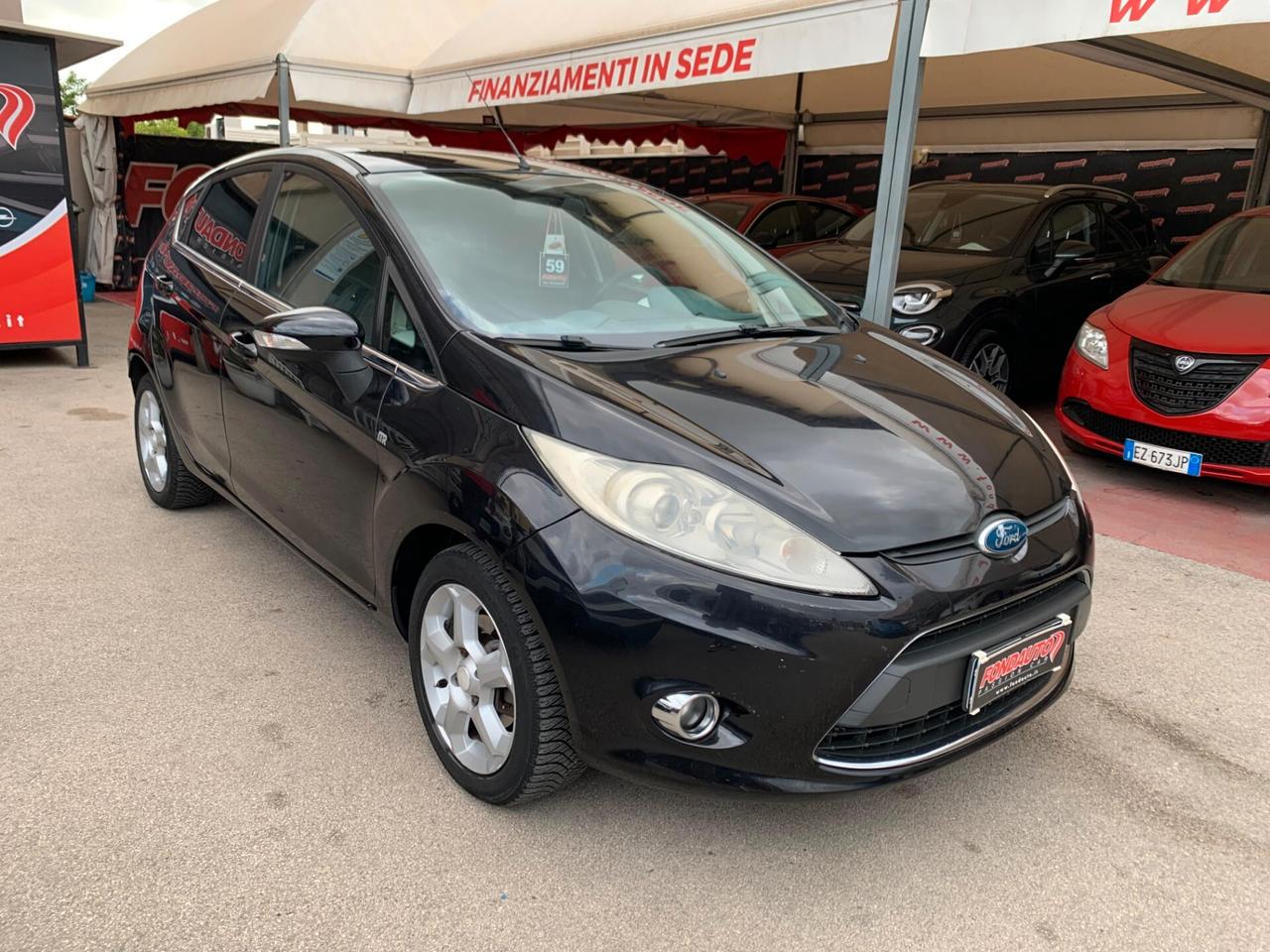 Ford Fiesta 1.2 82 CV 5 porte Titanium