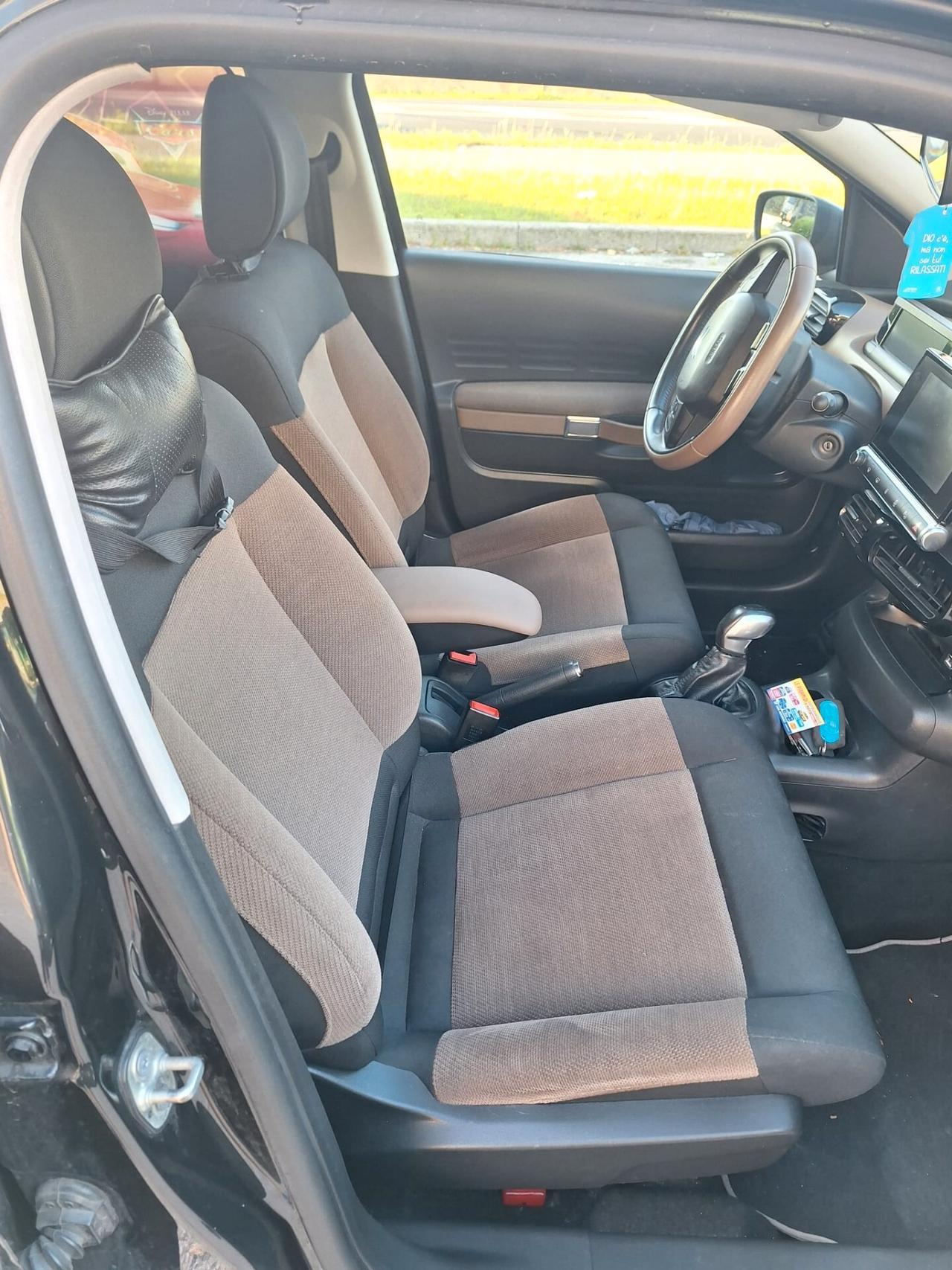 Citroen C4 Cactus BlueHDi 100 S&S Shine