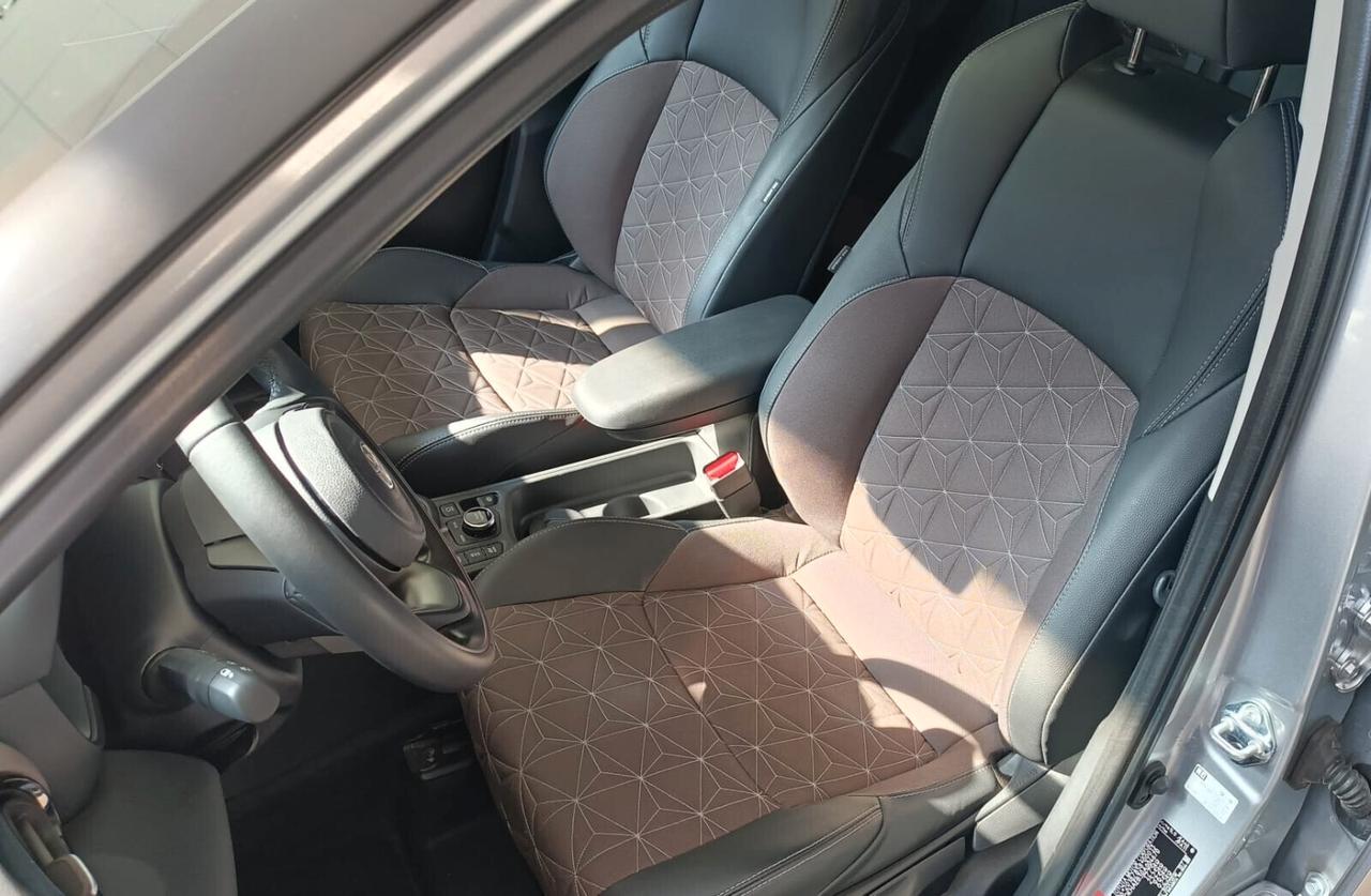 Yaris Cross 1.5 Hybrid 130 CV 5p. E-CVT AWD-i Lounge
