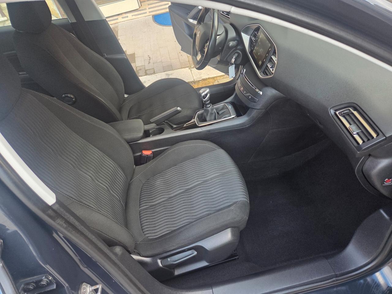 PEUGEOT 308 1.6 HDI 120 CV BERLINA KMCERTIF 2016