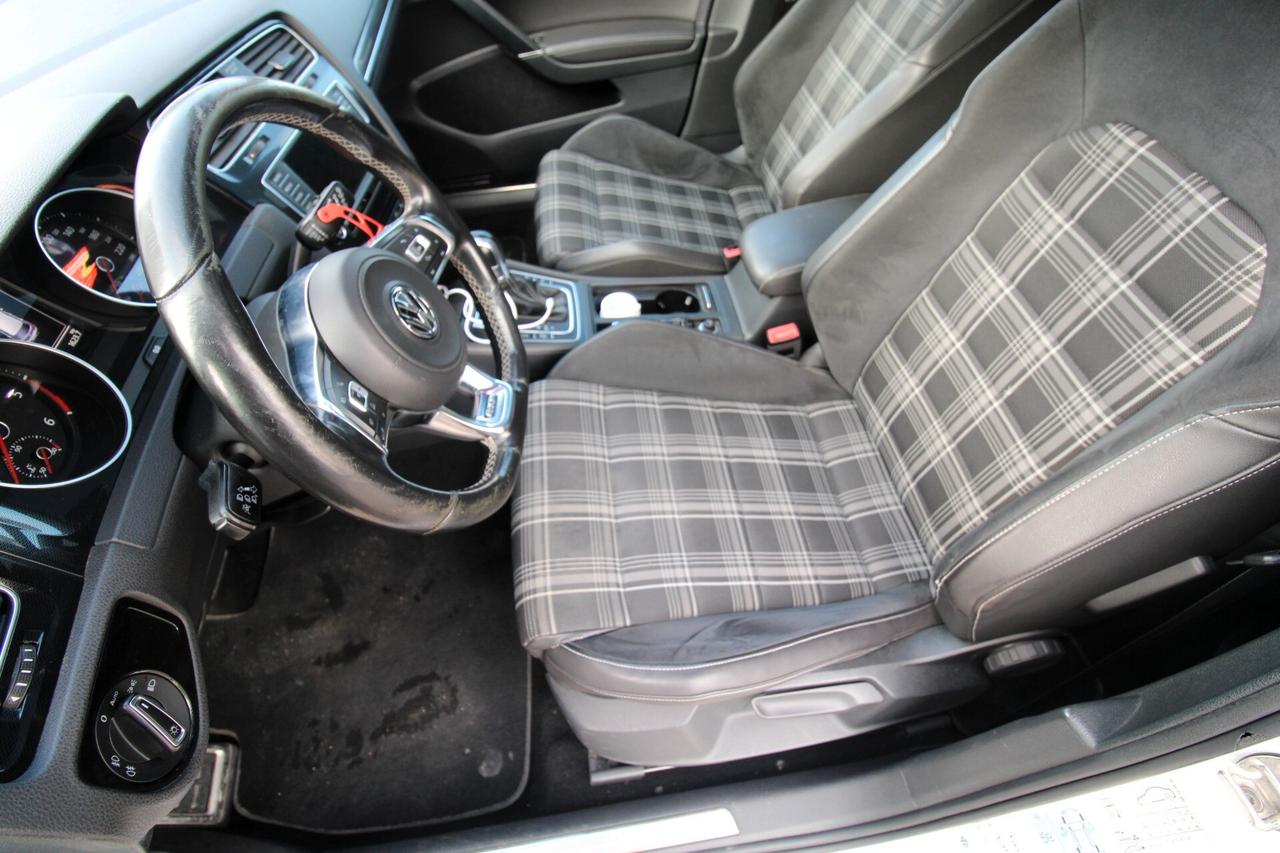 Volkswagen GOLF GTD BLUEMOTION TECHNOLOGY