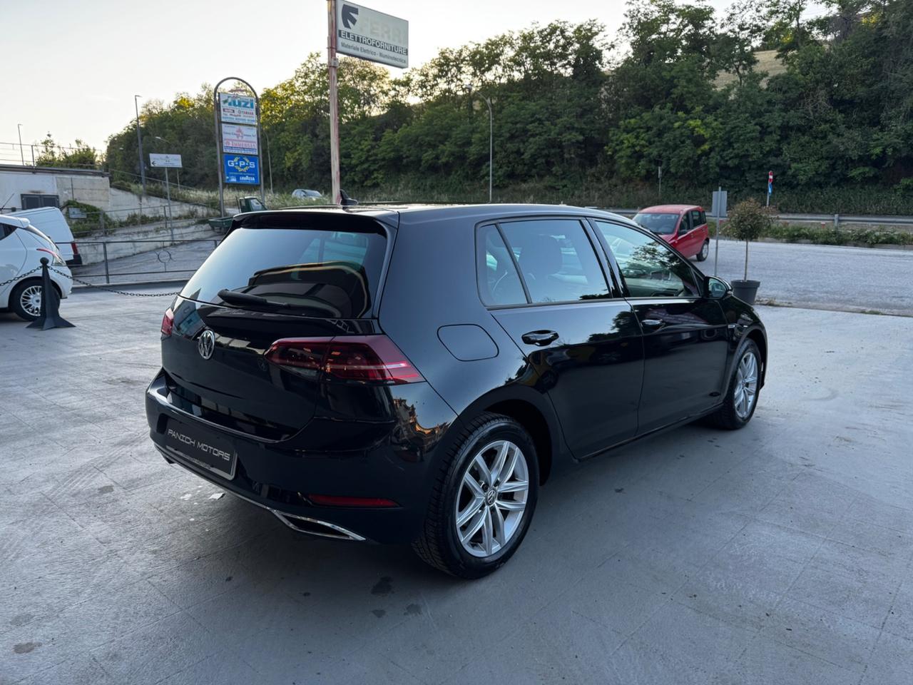Volkswagen Golf 1.5 TGI DSG 5p. HIGHLINE BlueMotion Technology