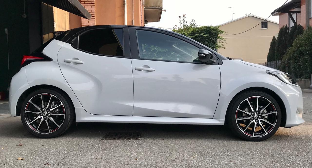 Toyota Yaris 1.5 Hybrid 5 porte GR Sport