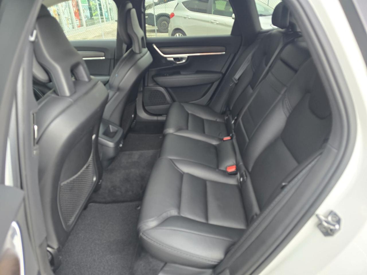 Volvo V90 CC D4 AWD 190cv Geartronic Pro Ocean Race
