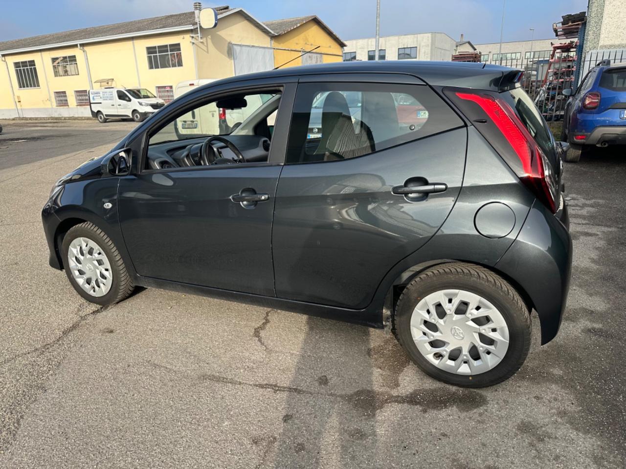 Toyota Aygo Connect 1.0 BENZ NEOPATENTATI