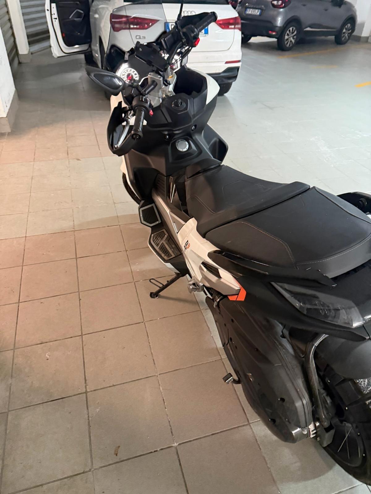 Peugeot XP 400 Gt 2024-1000Km-Pari al Nuovo-Garanzia 2026-Permute-