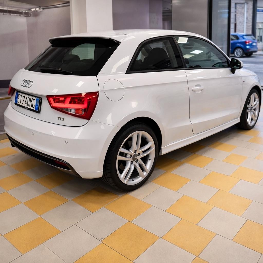 Audi A1 1.6 TDI S line edition plus