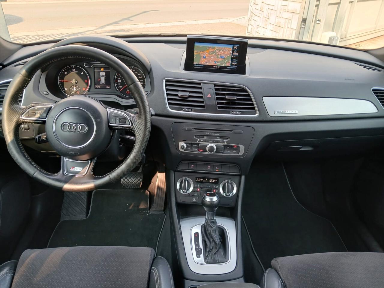 Audi Q3 2.0 TDI 177 CV quattro S tronic Line Edition