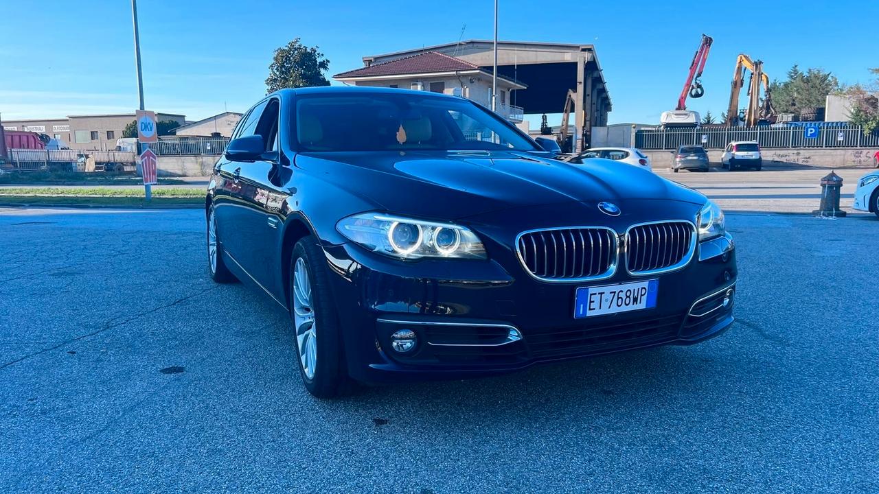 Bmw 525 525d xDrive Touring Luxury