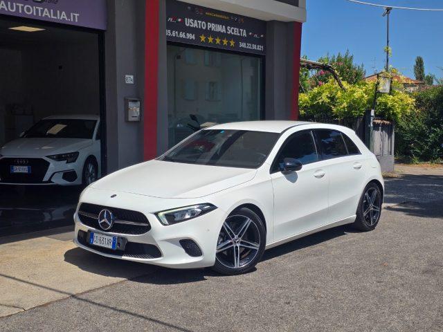 MERCEDES-BENZ A 200 d Automatic LED Ambient 64 MBux Navi NIGHT Pack 18