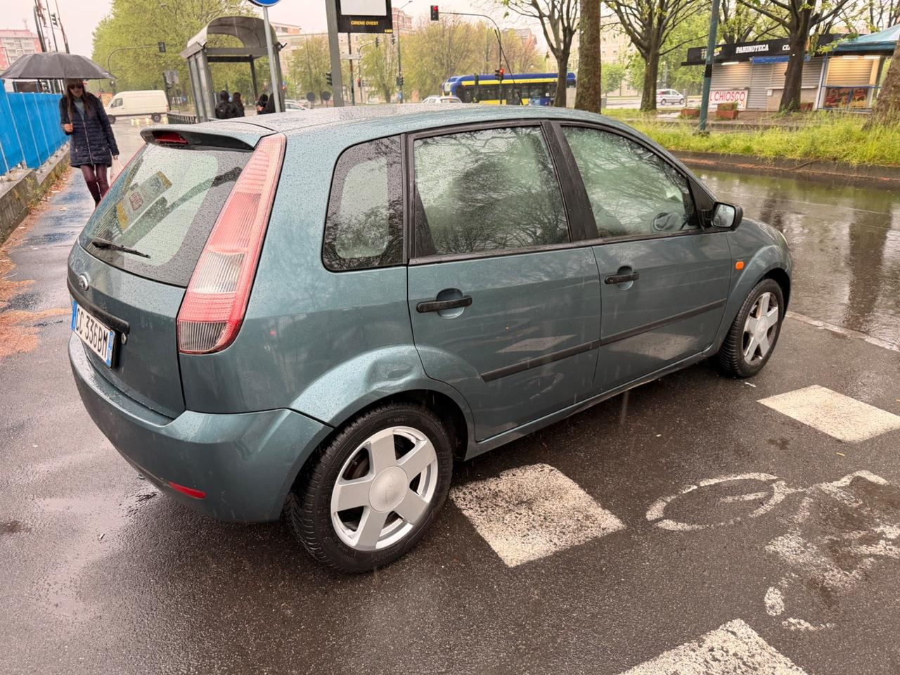 Ford Fiesta 1.4 Benz 5p. Ghia