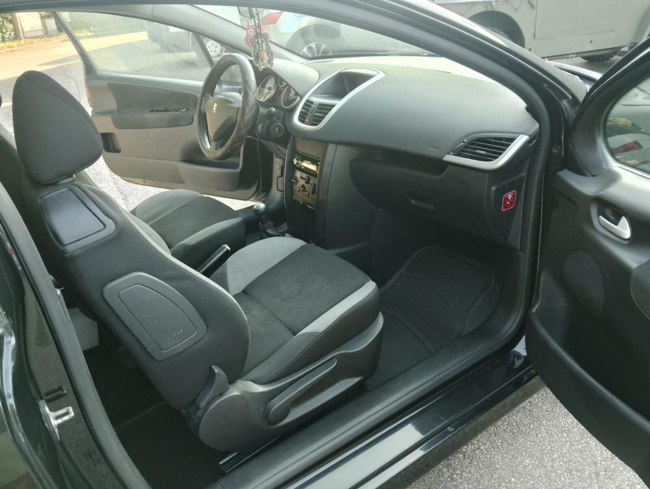 Peugeot 207 1.4 8V 75CV 3p. Energie Sport ECO GPL